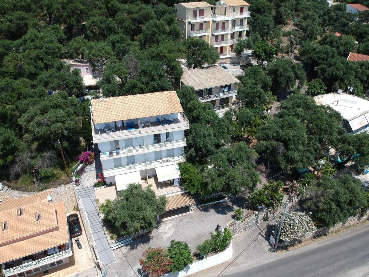 Paradise Apartments Барбати Екстериор снимка