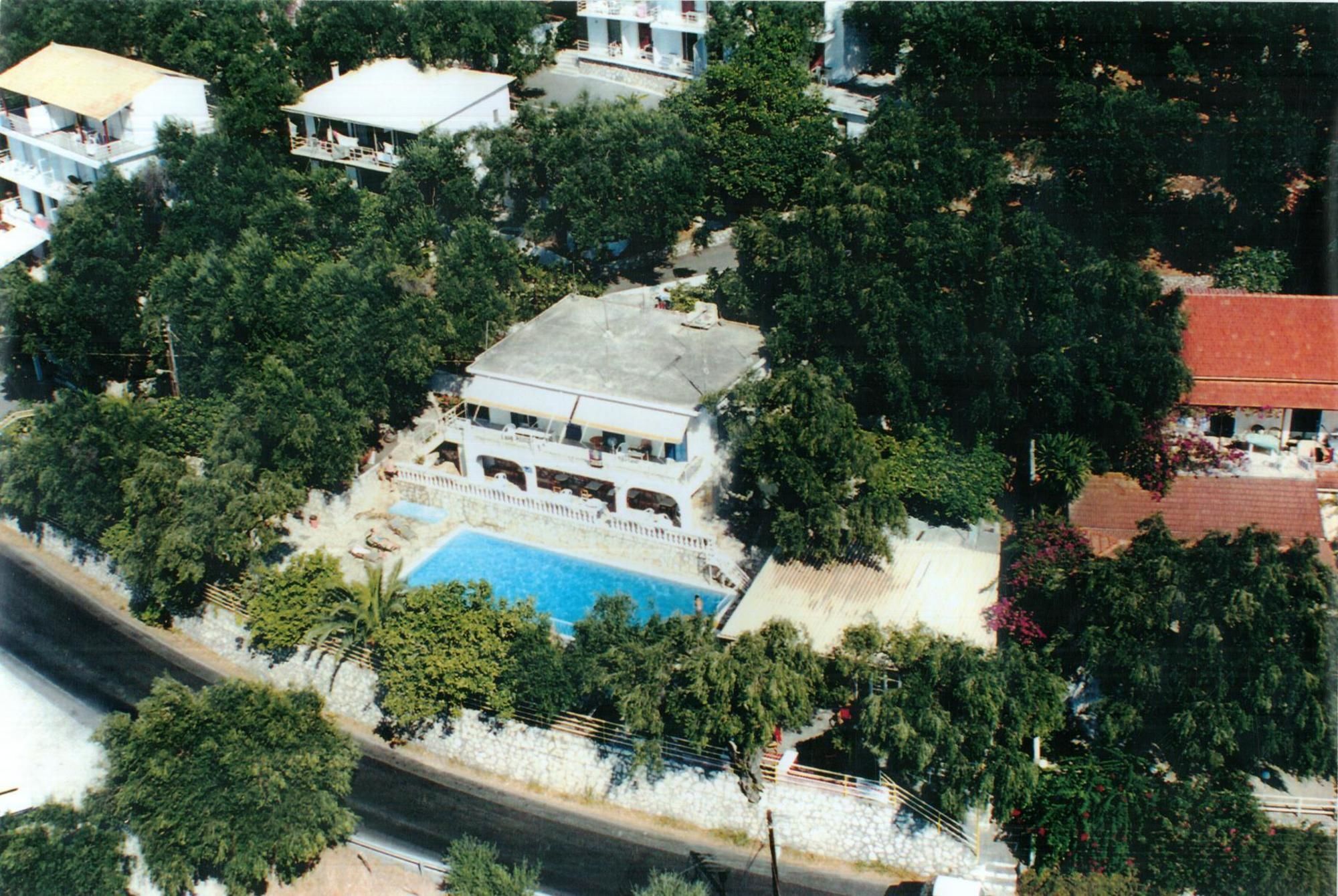 Paradise Apartments Барбати Екстериор снимка
